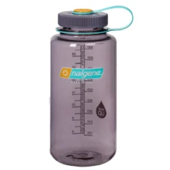 Nalgene Wide Mouth Sustain Drikkeflaske (1L) -Chillout Butikk Nalgene Wide Mouth 1L Sustain Drikkeflaske Aubergine