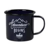 Emaljekopp "Adventure Begins" -Chillout Butikk WAWGH82 emaljmugg bla webb 1000x800 1