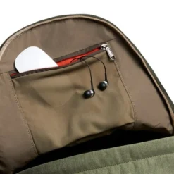 BELLROY Campus Backpack -Chillout Butikk bellroy bcma olive web 04 720x480 39b0632d 73de 46d6 893f 370235d5d036